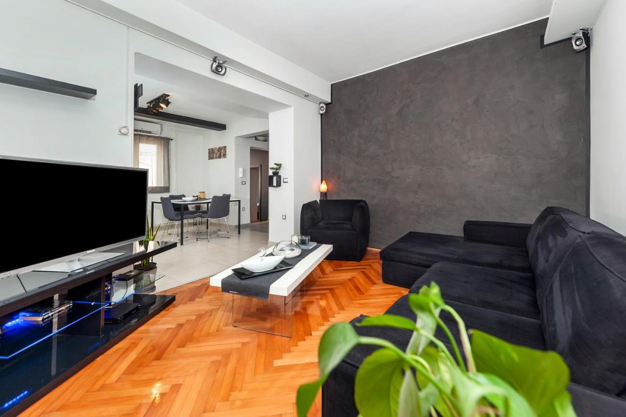 Apartment Cave Rovinj Bagian luar foto