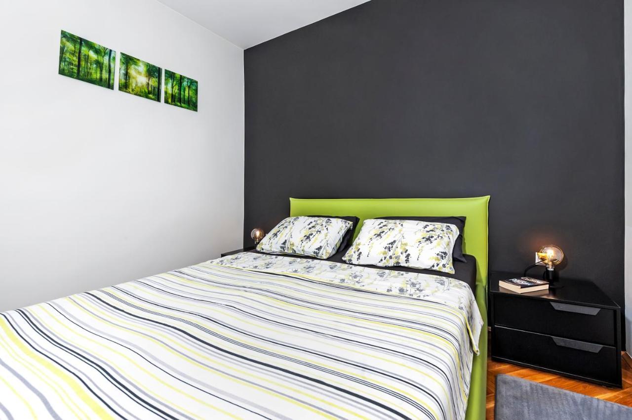 Apartment Cave Rovinj Bagian luar foto