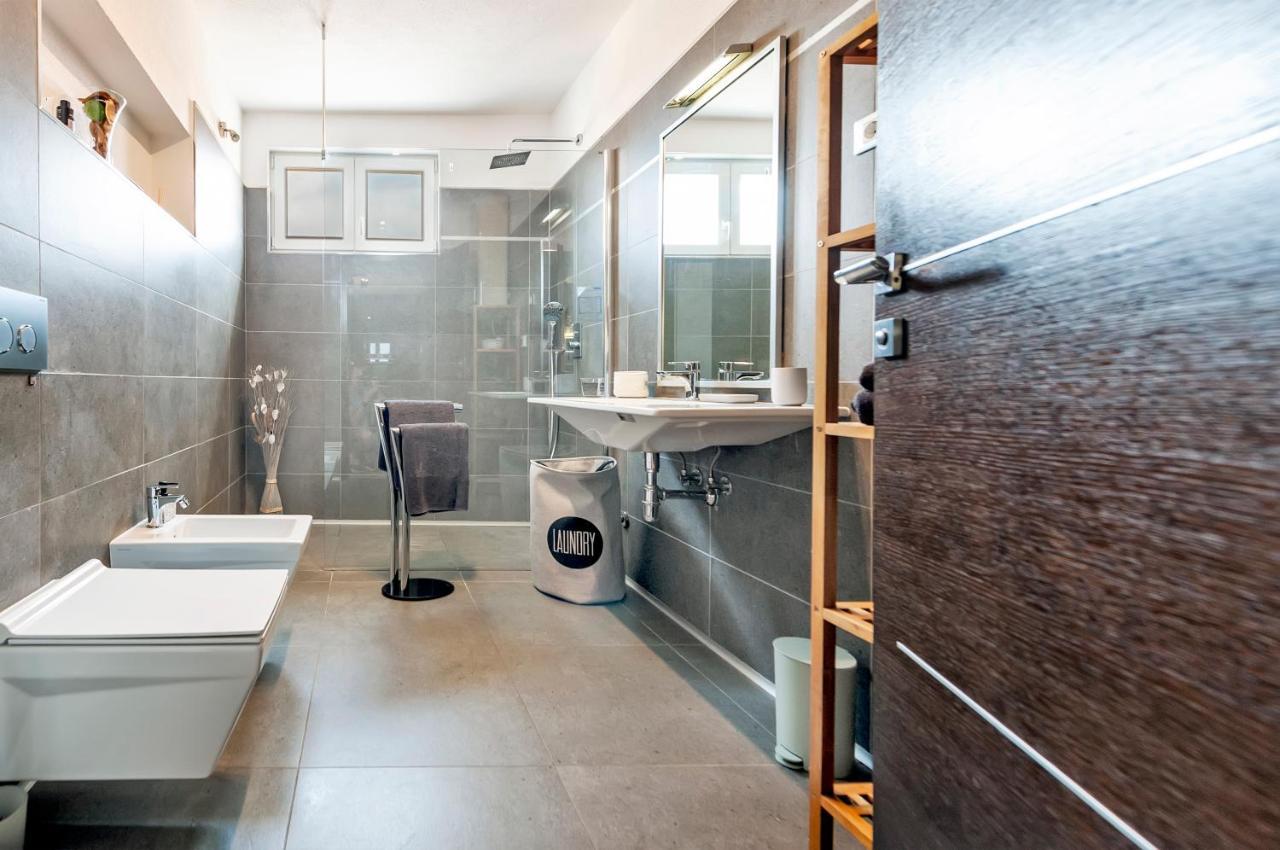 Apartment Cave Rovinj Bagian luar foto