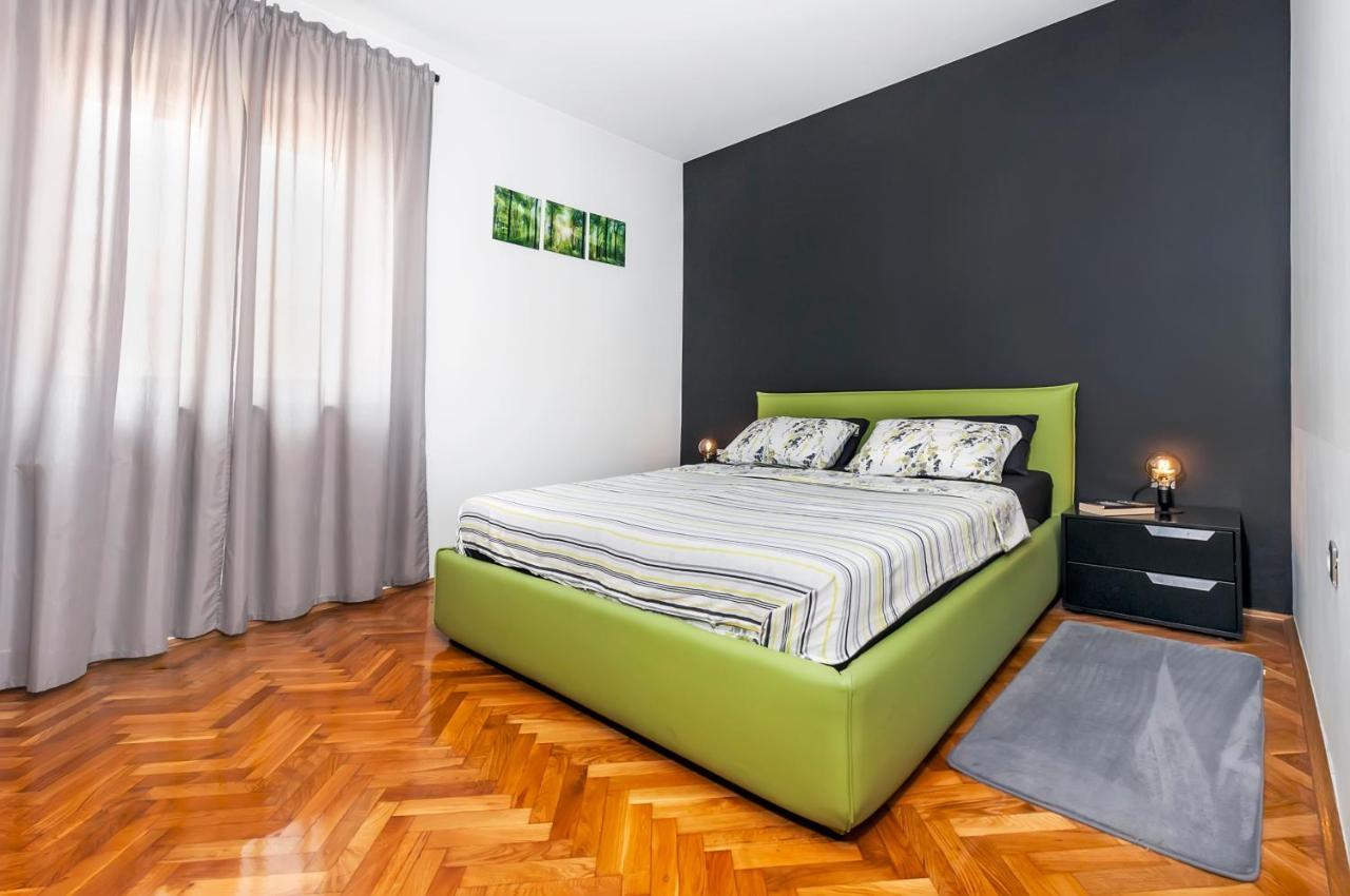 Apartment Cave Rovinj Bagian luar foto